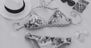 Should Christian women wear bikinis? 5 Should Christian women wear bikinis